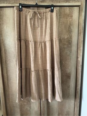 Celebrity Pink Beige Tiered Maxi Skirt